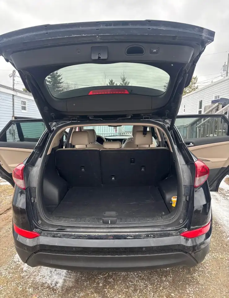 Hyundai TUCSON снимка Hyundai TUCSON