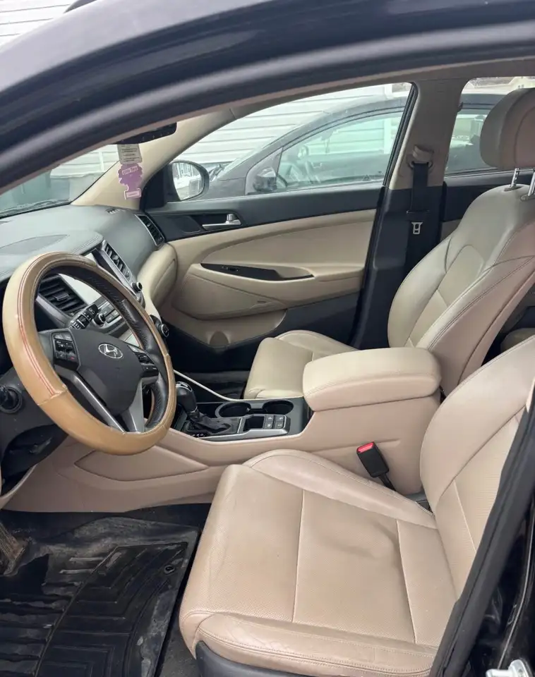 Hyundai TUCSON снимка Hyundai TUCSON