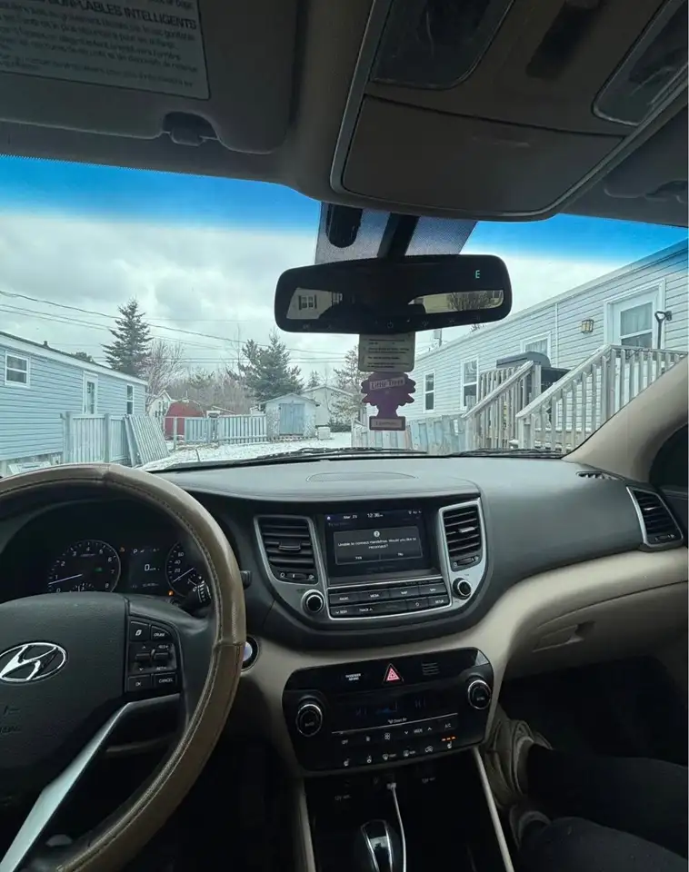 Hyundai TUCSON снимка Hyundai TUCSON