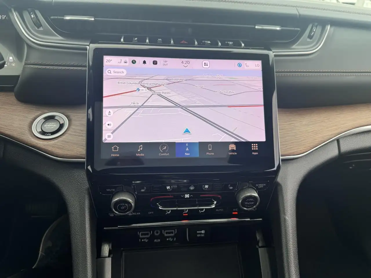Jeep Grand Cherokee снимка Jeep Grand Cherokee