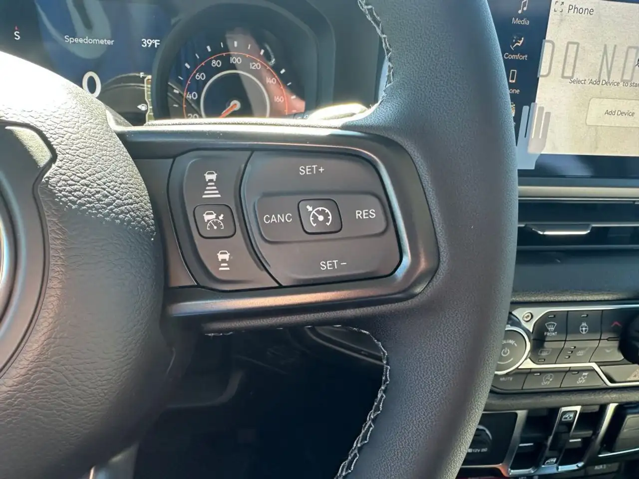 Jeep Gladiator снимка Jeep Gladiator