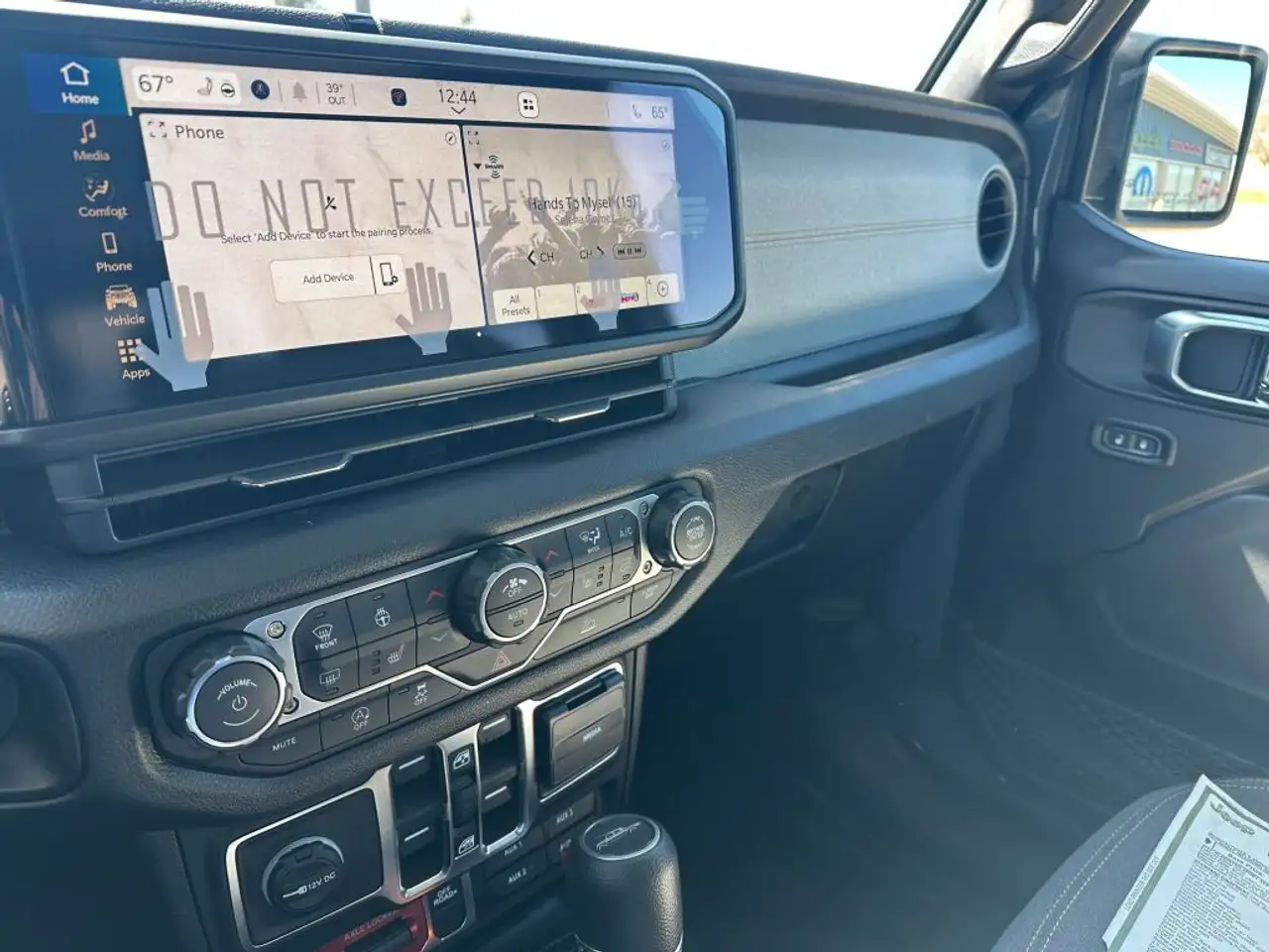 Jeep Gladiator снимка Jeep Gladiator