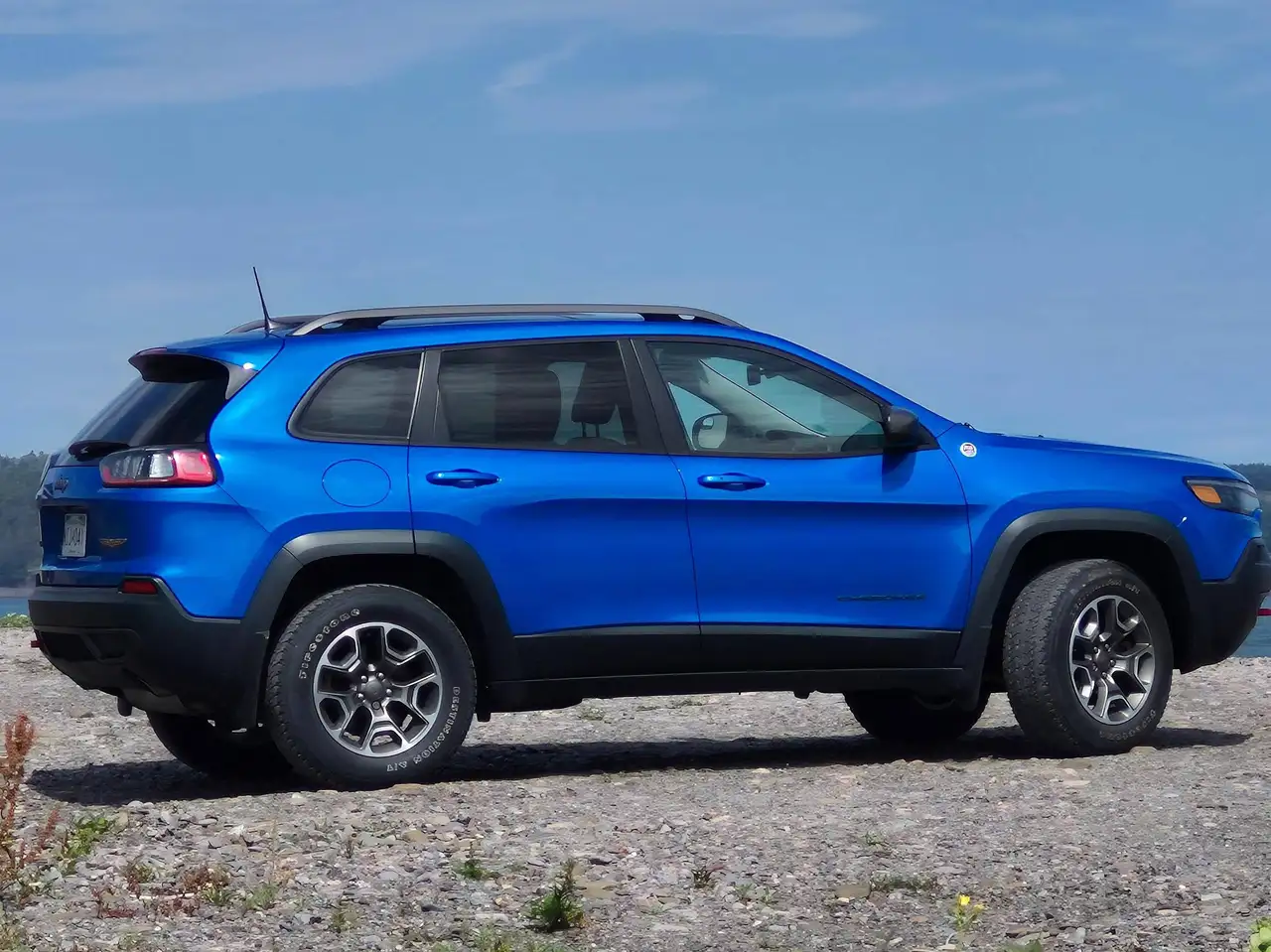 Jeep Cherokee photo Jeep Cherokee
