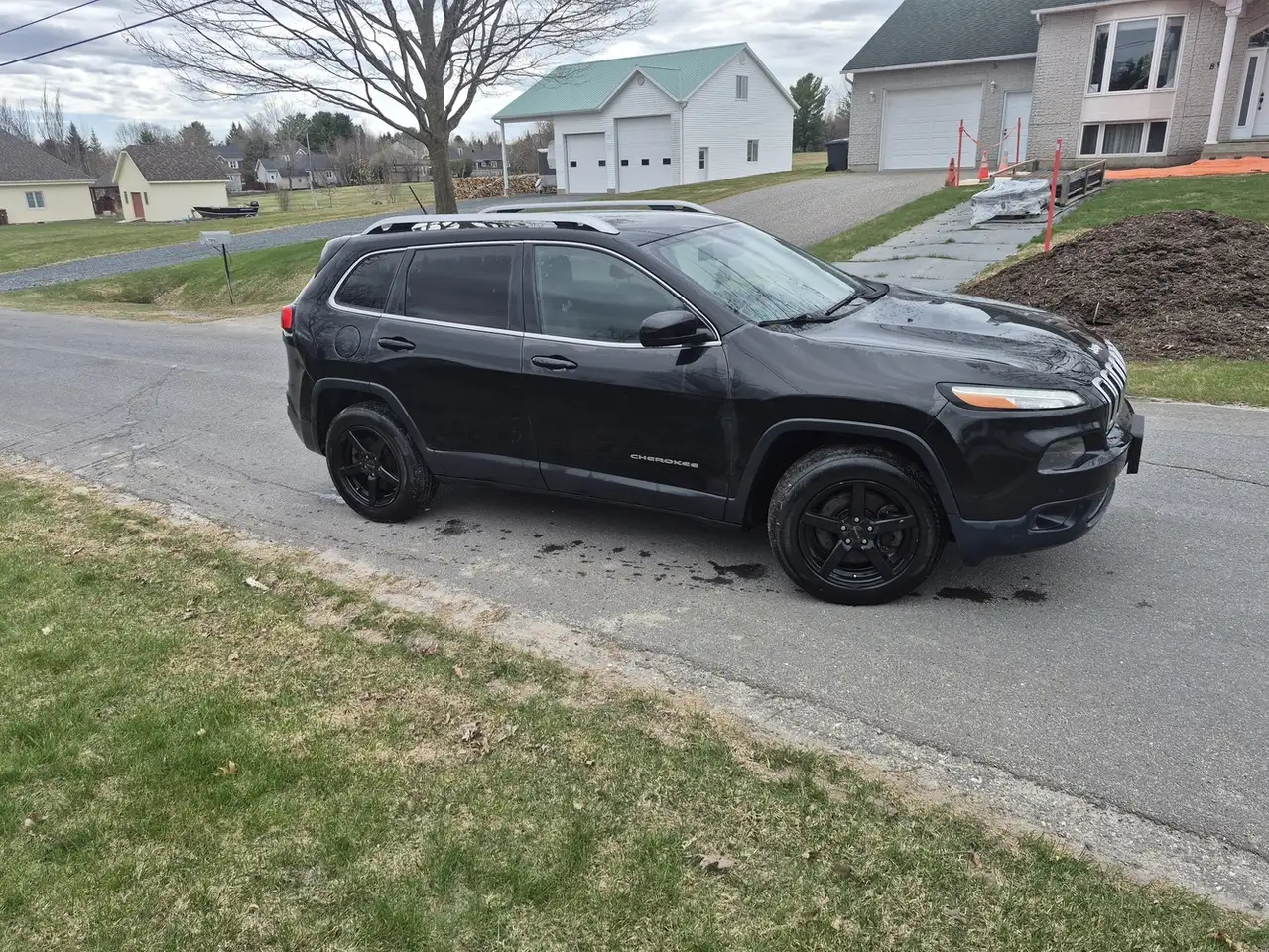 Jeep Cherokee photo Jeep Cherokee