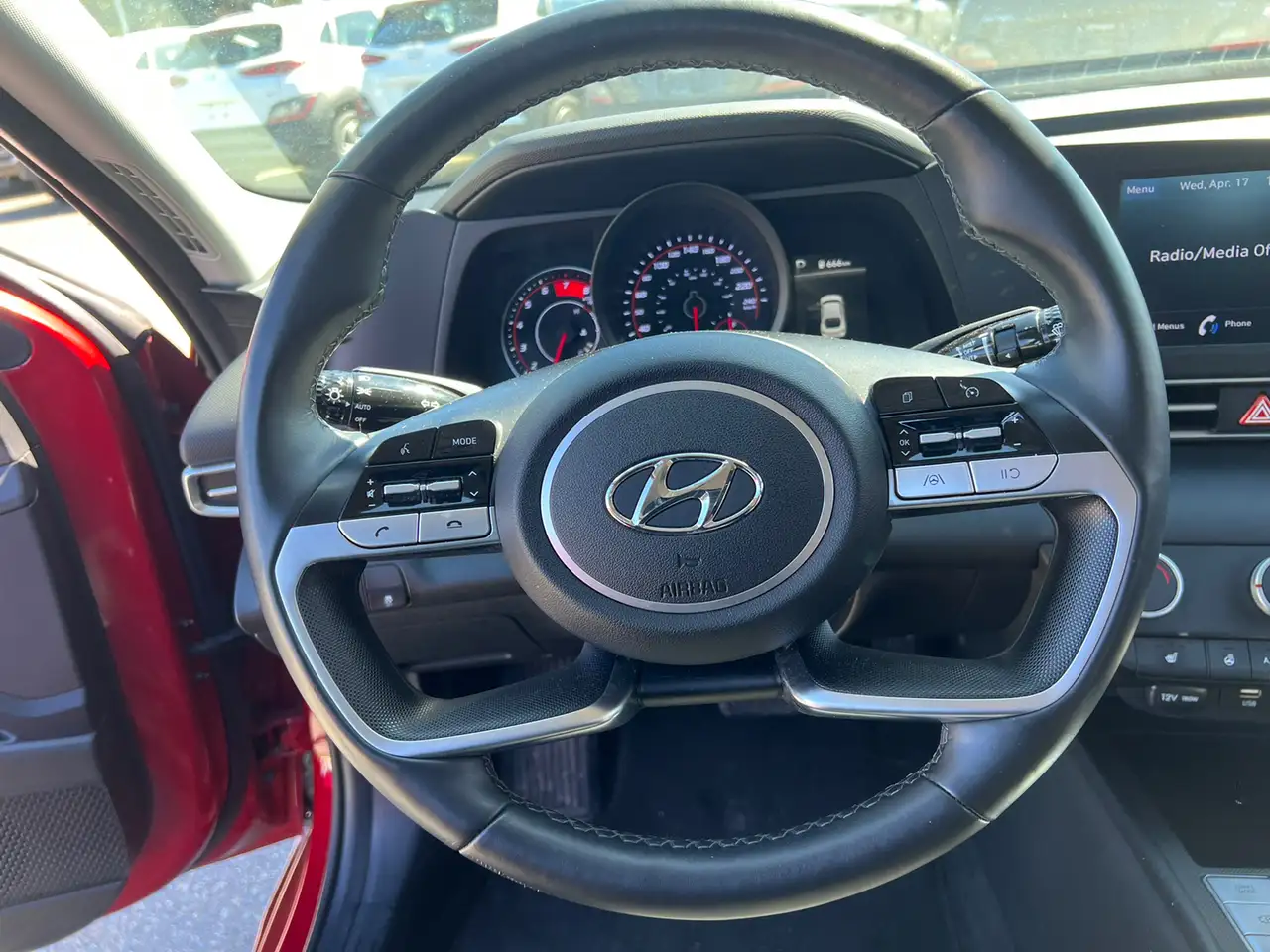 Hyundai ELANTRA снимка Hyundai ELANTRA
