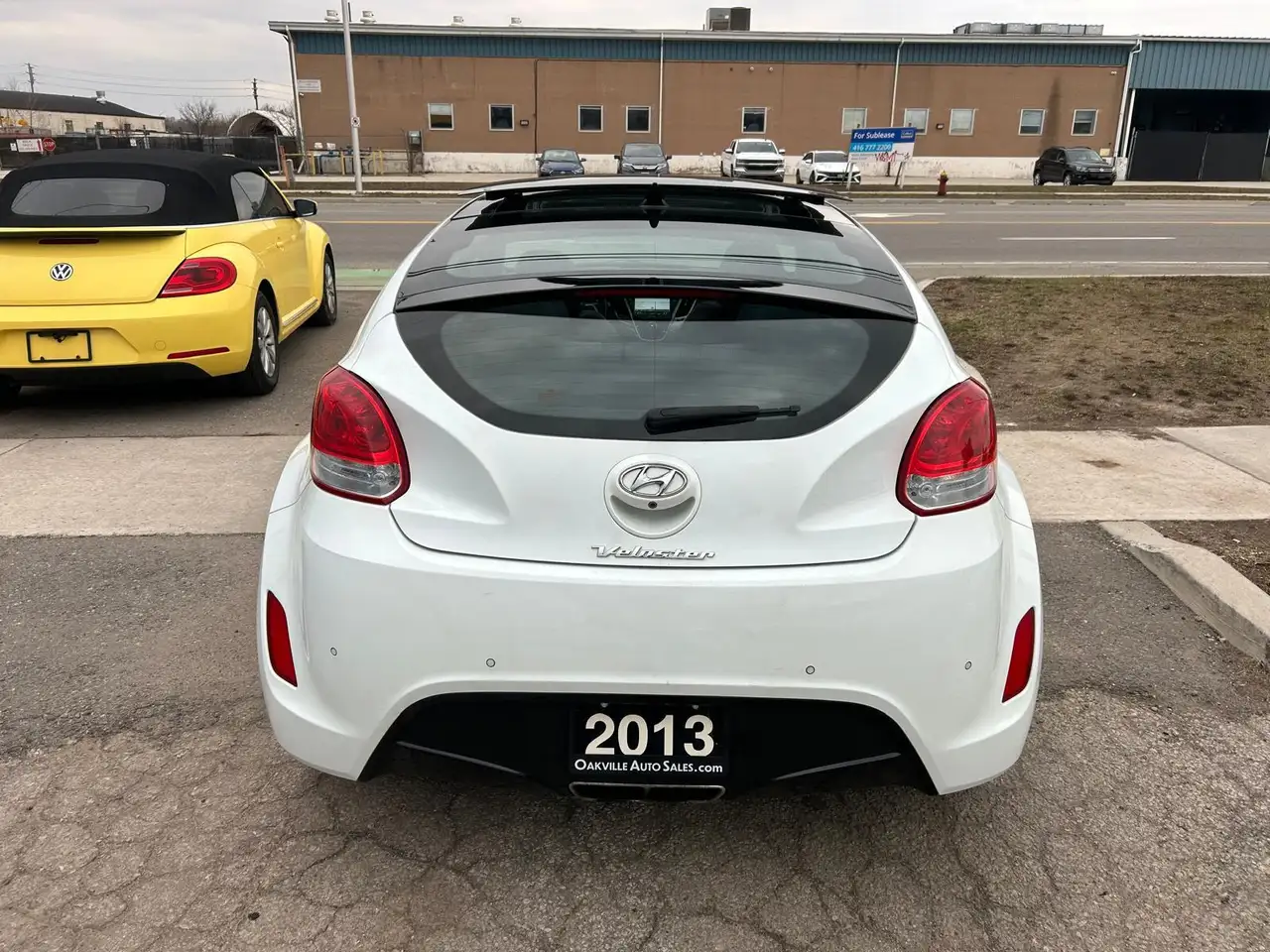 Hyundai VELOSTER photo Hyundai VELOSTER
