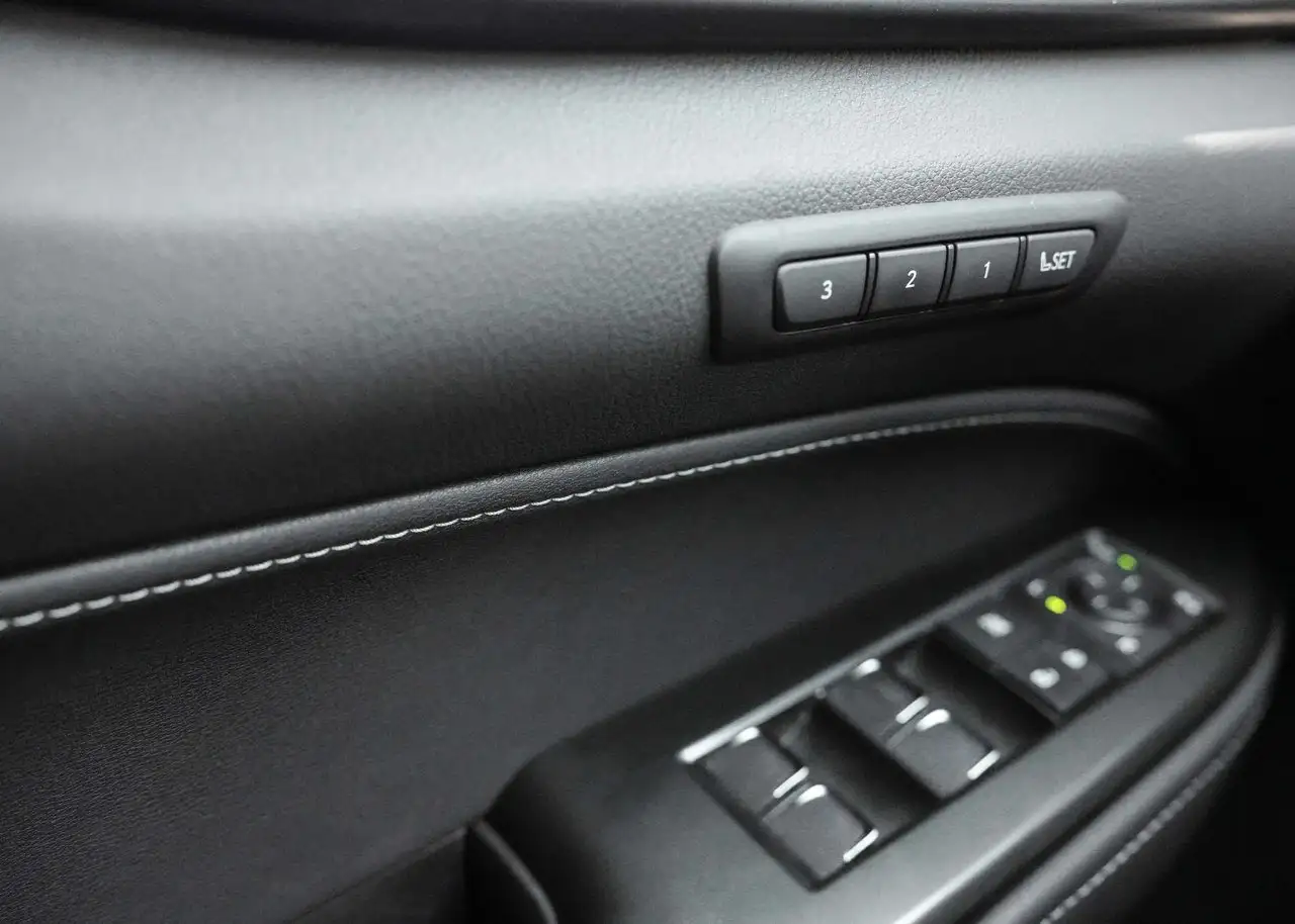 Lexus NX снимка Lexus NX