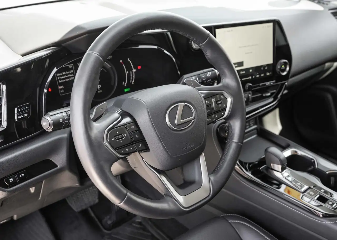 Lexus NX снимка Lexus NX