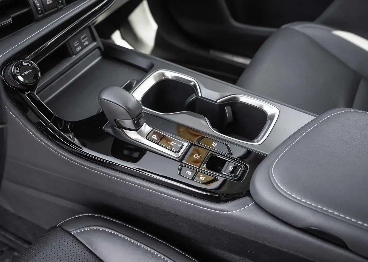 Lexus NX снимка Lexus NX