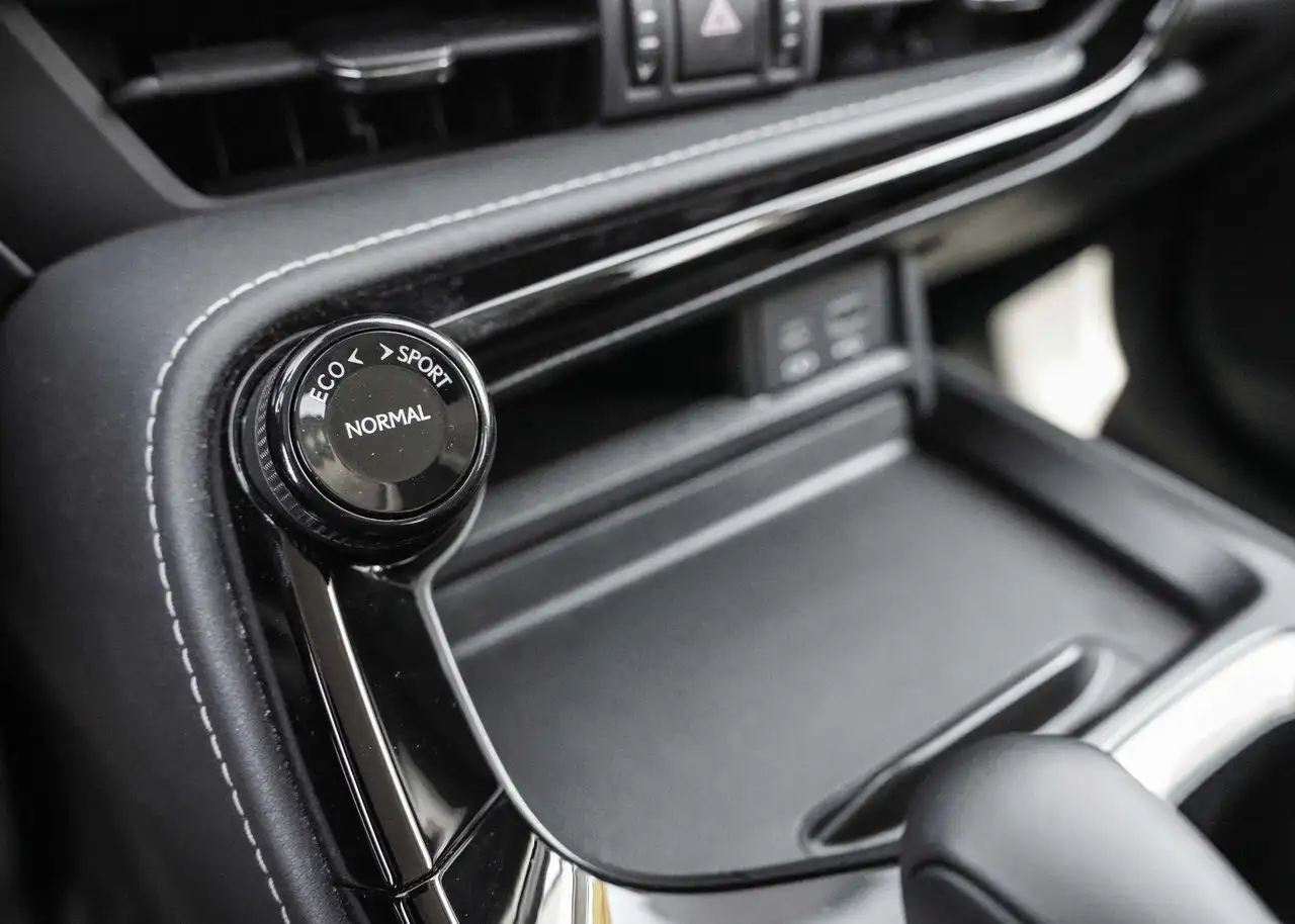 Lexus NX снимка Lexus NX
