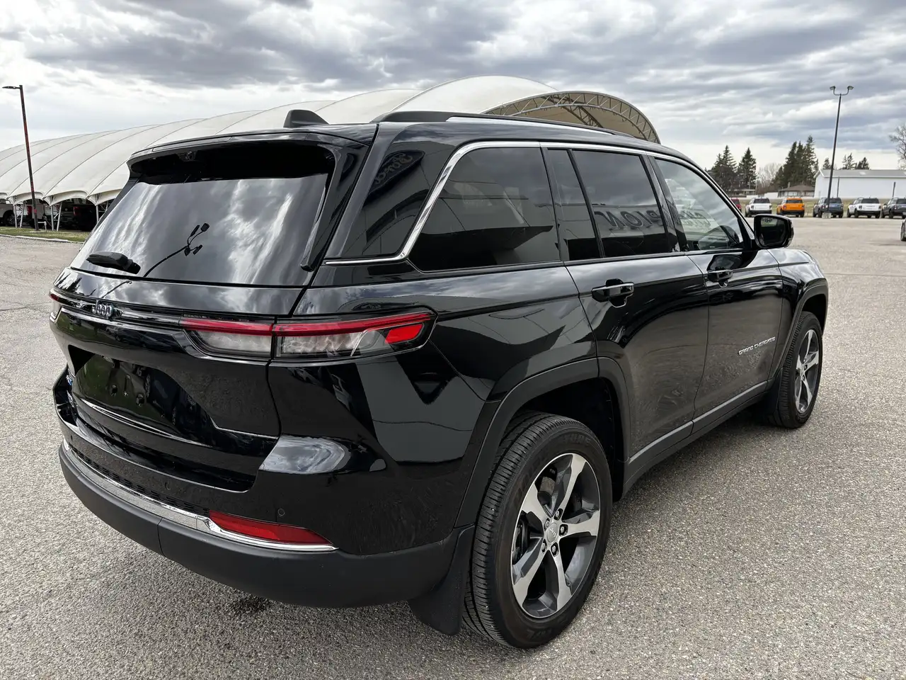 Jeep Grand Cherokee снимка Jeep Grand Cherokee
