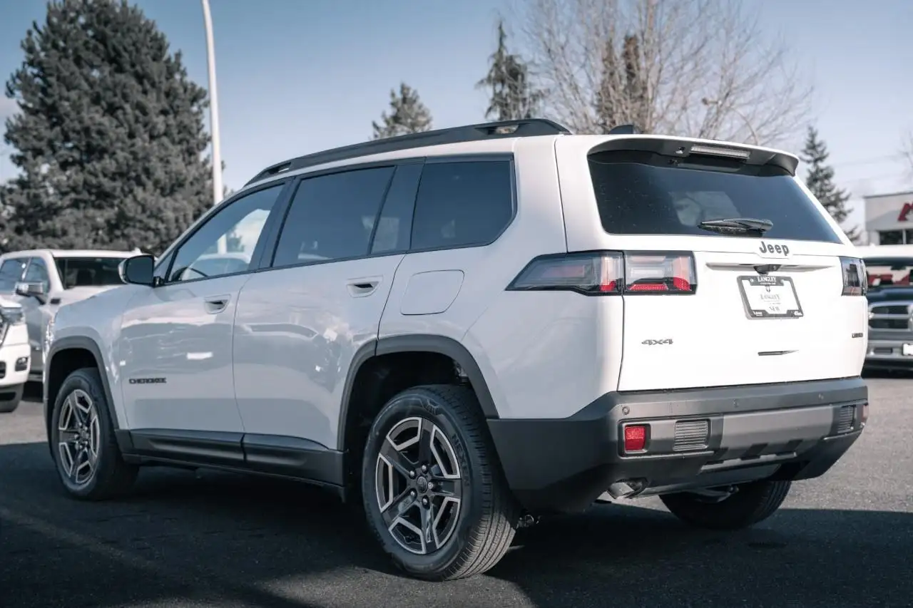 Jeep Cherokee photo Jeep Cherokee