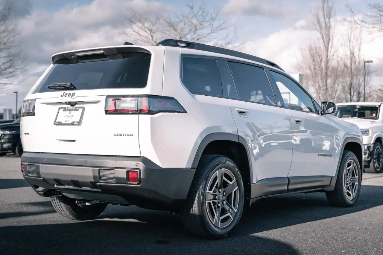 Jeep Cherokee photo Jeep Cherokee