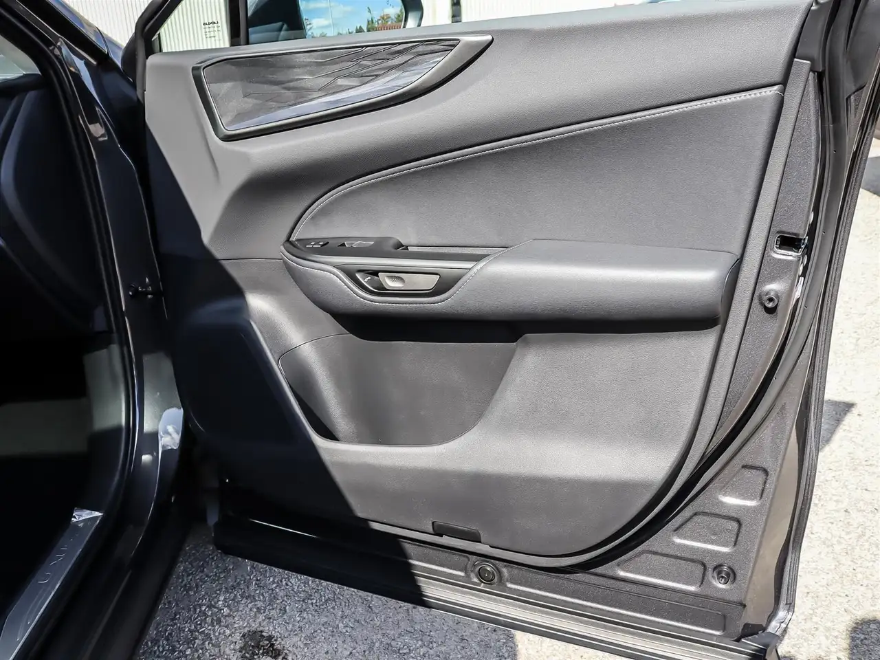 Lexus NX снимка Lexus NX
