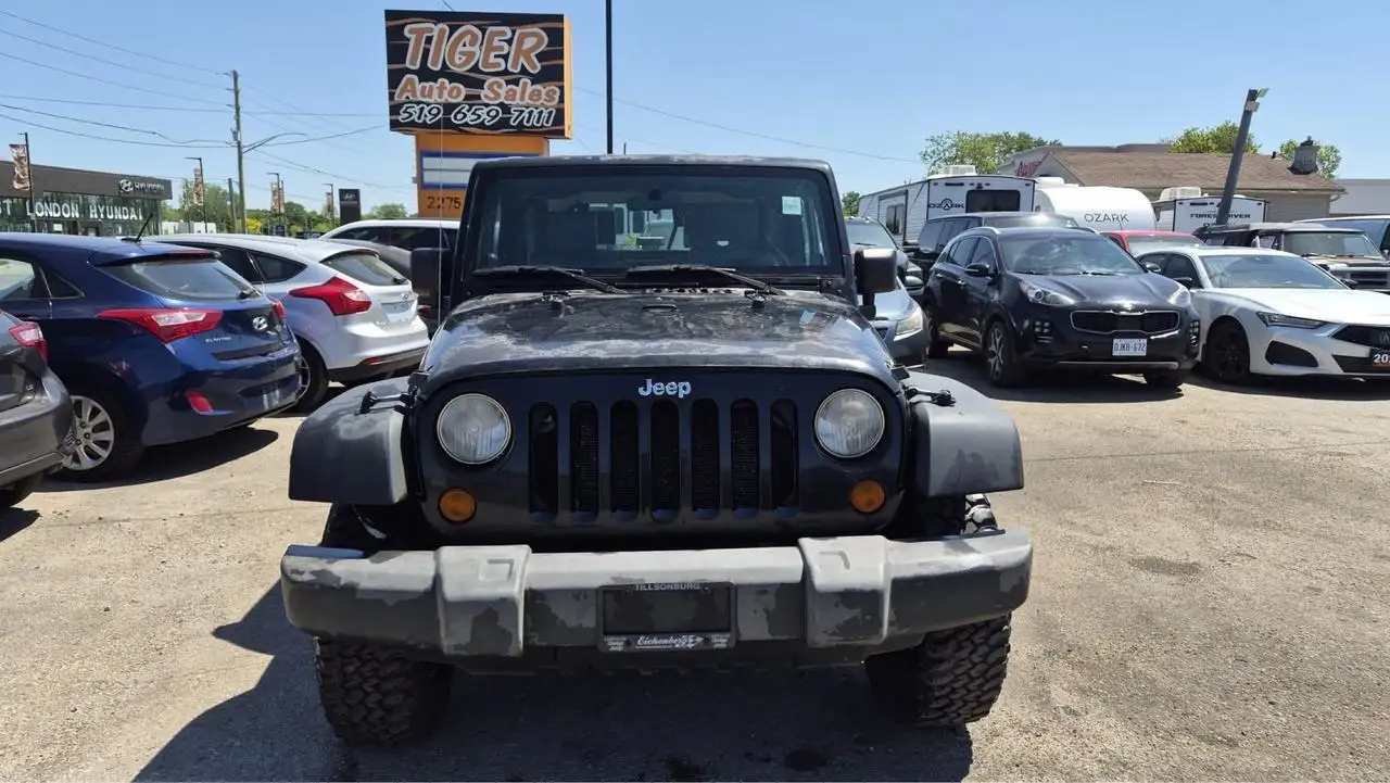 Jeep Wrangler photo Jeep Wrangler