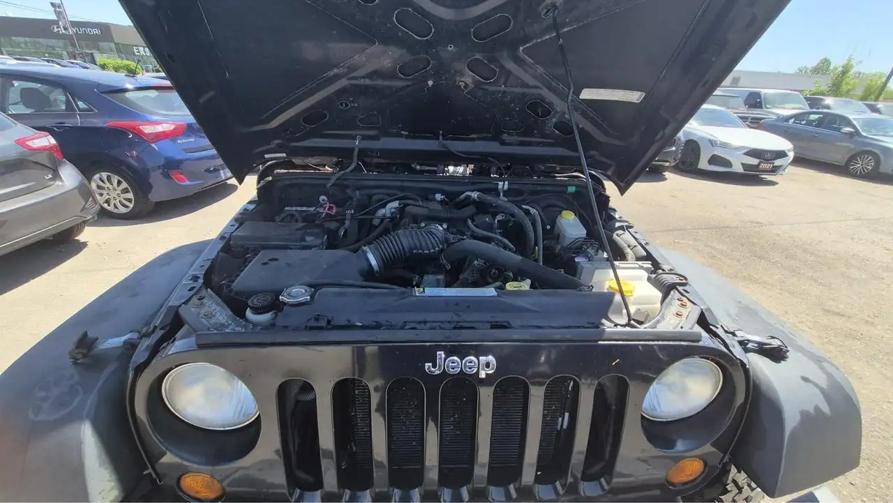 Jeep Wrangler photo Jeep Wrangler