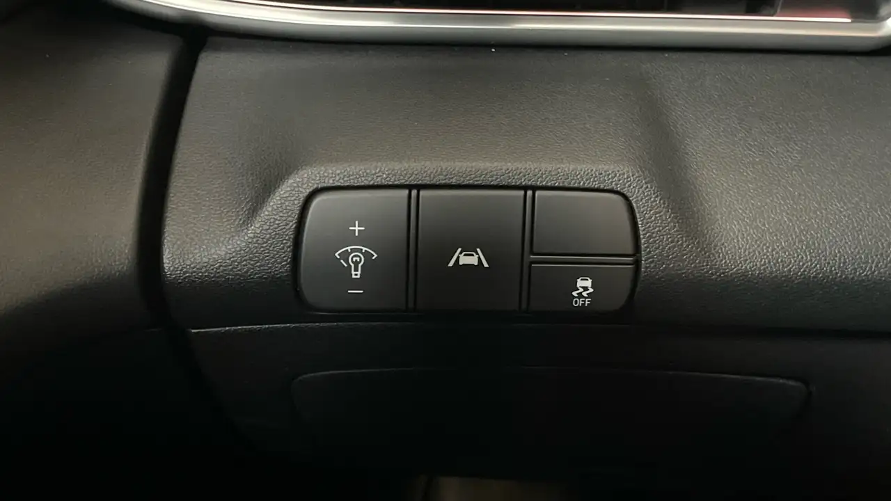Hyundai ELANTRA снимка Hyundai ELANTRA