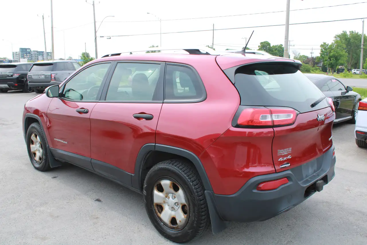 Jeep Cherokee photo Jeep Cherokee