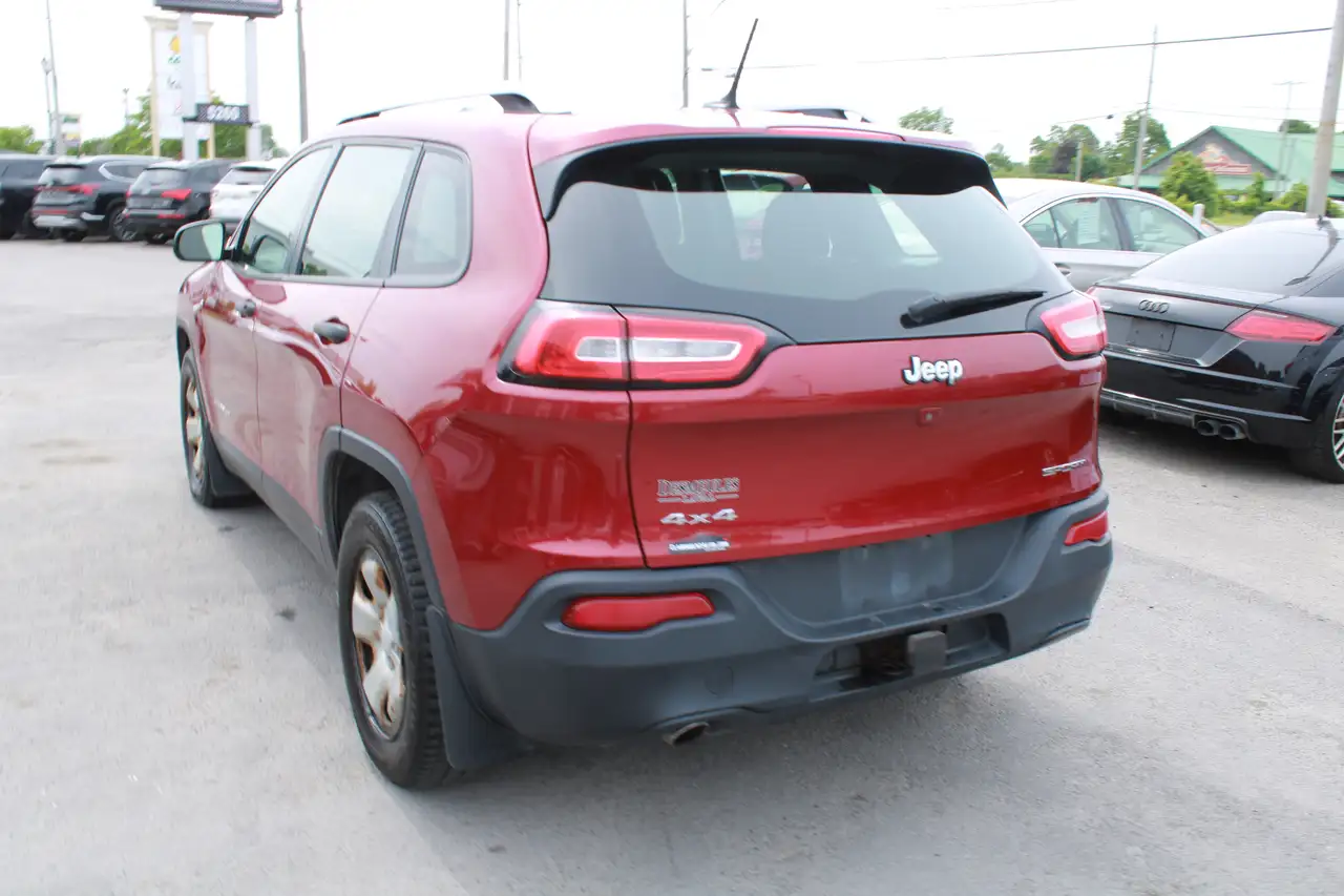 Jeep Cherokee photo Jeep Cherokee