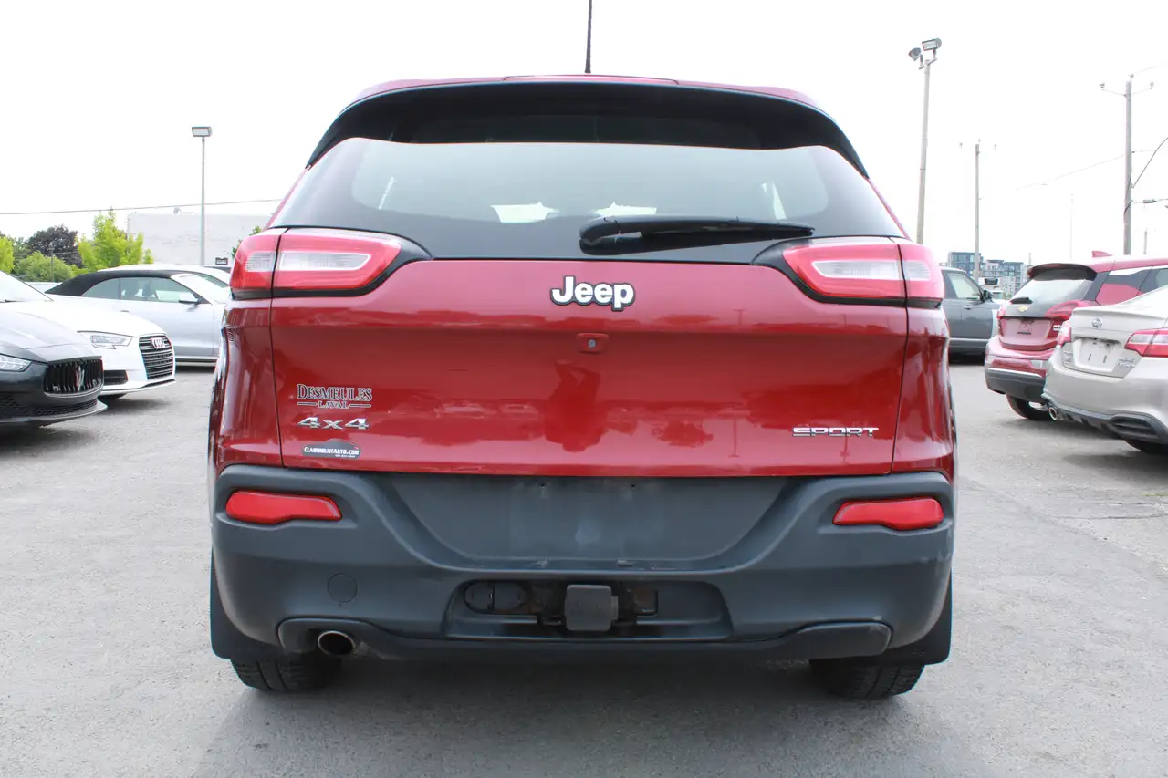 Jeep Cherokee photo Jeep Cherokee