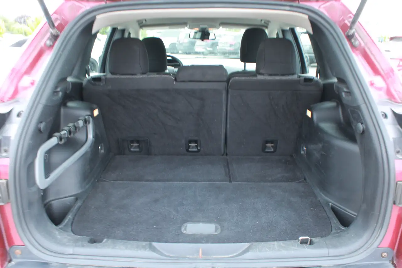 Jeep Cherokee photo Jeep Cherokee