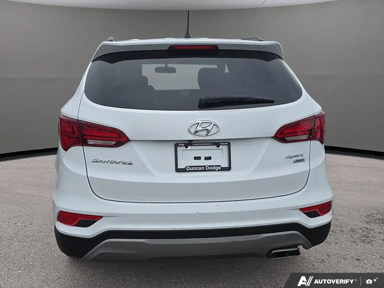 Hyundai SANTA FE снимка Hyundai SANTA FE