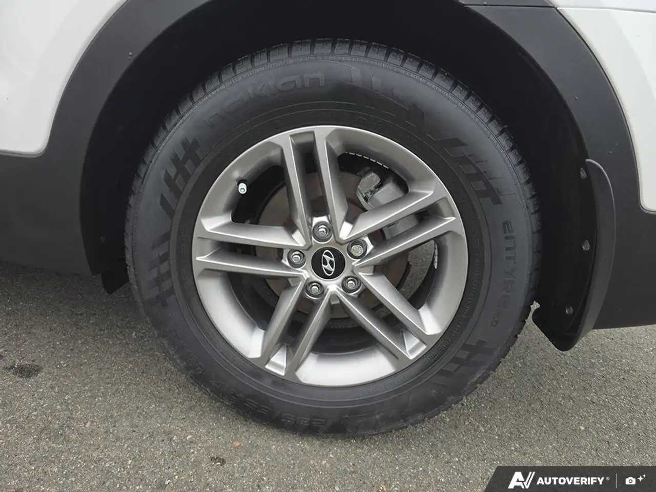 Hyundai SANTA FE снимка Hyundai SANTA FE