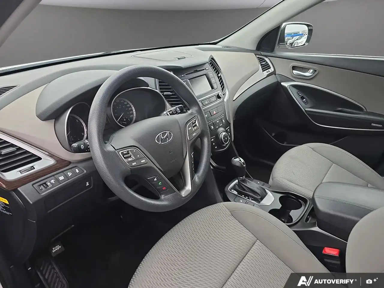 Hyundai SANTA FE снимка Hyundai SANTA FE
