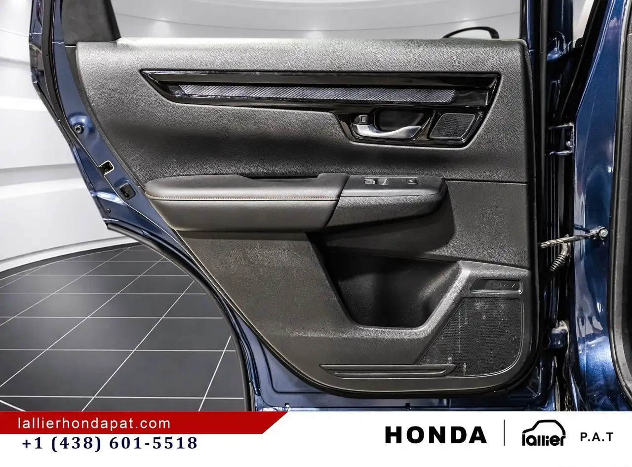 Honda CR-V photo Honda CR-V