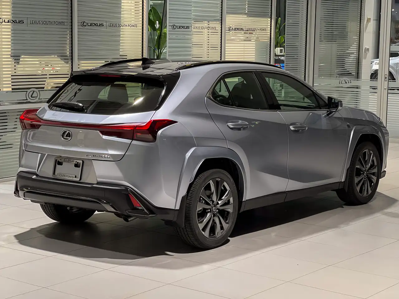 Lexus UX снимка Lexus UX