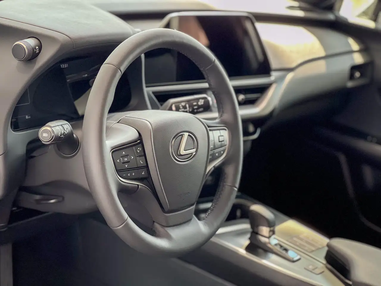 Lexus UX снимка Lexus UX