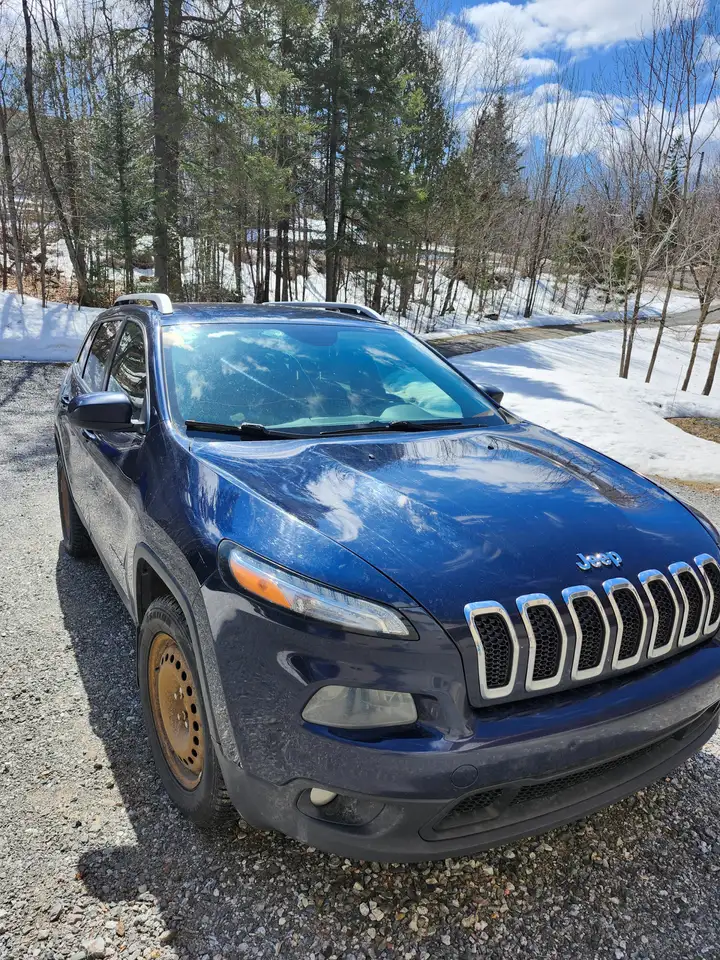 Jeep Cherokee photo Jeep Cherokee