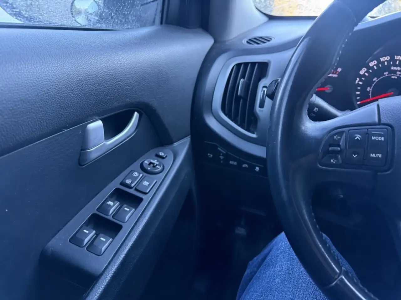 Kia Sportage снимка Kia Sportage