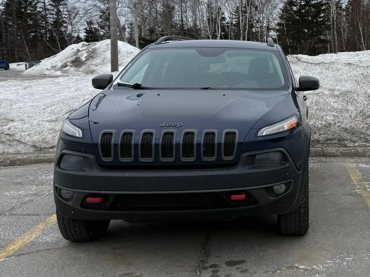 Jeep Cherokee photo Jeep Cherokee