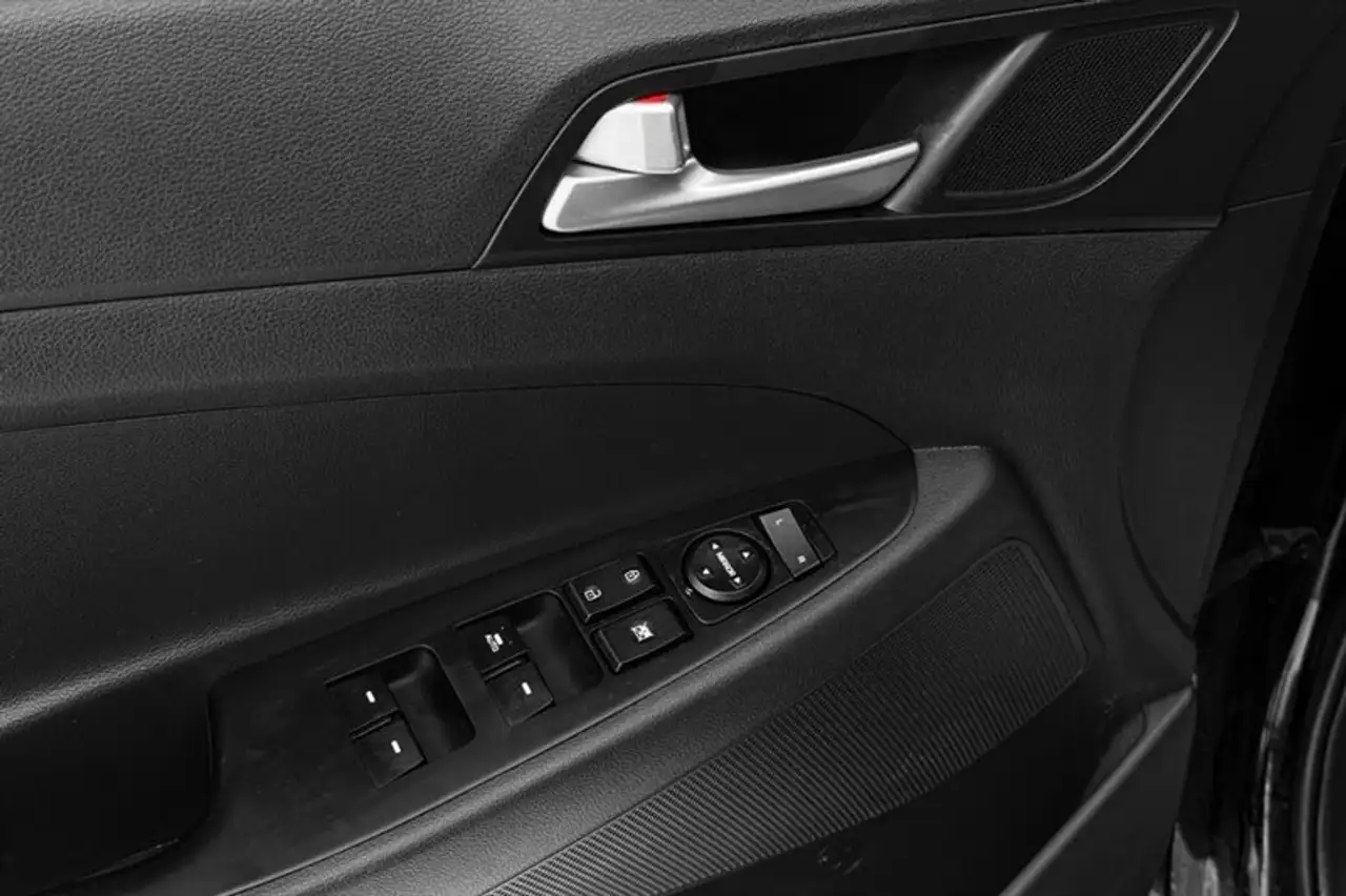 Hyundai TUCSON снимка Hyundai TUCSON