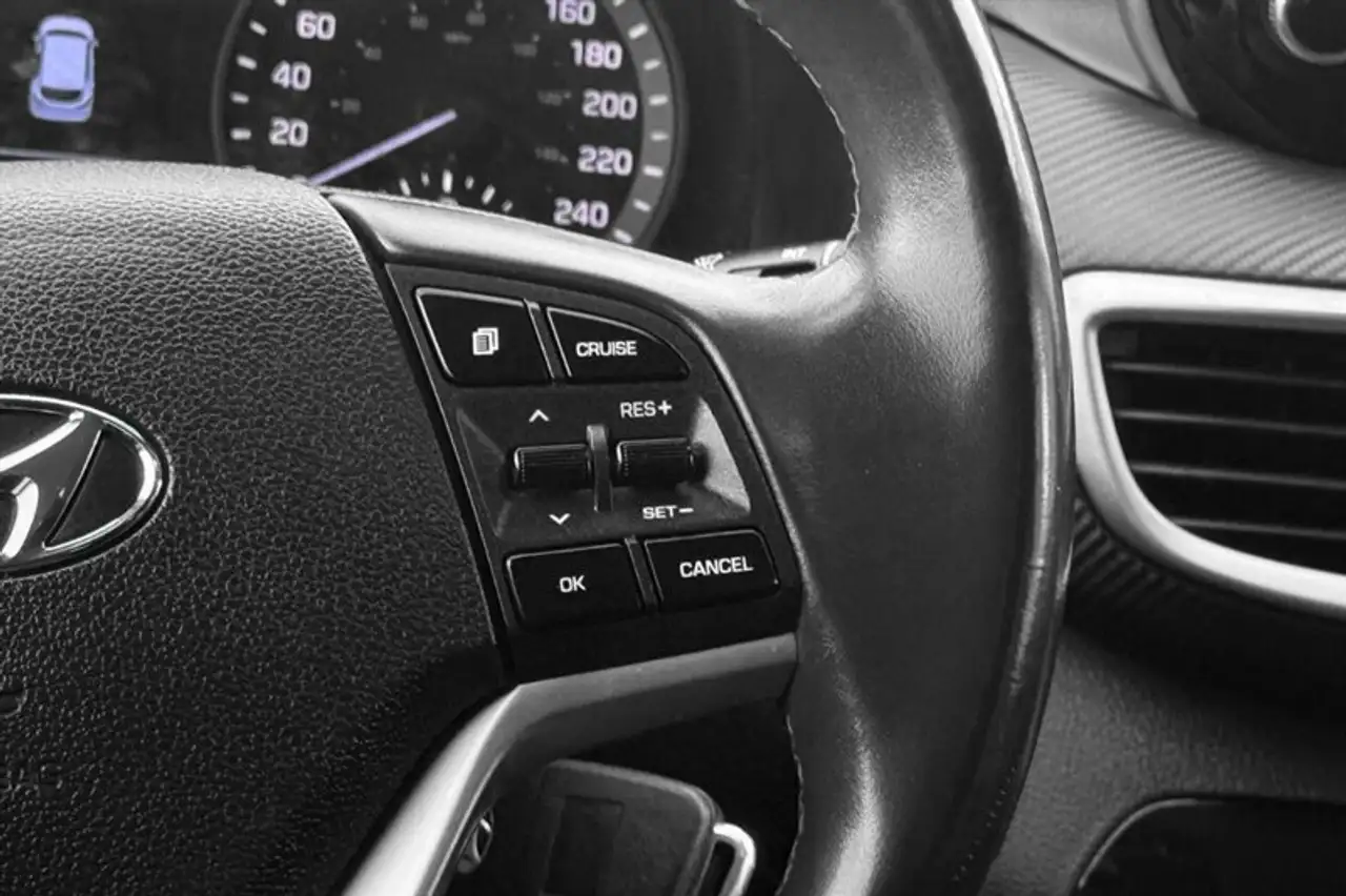 Hyundai TUCSON снимка Hyundai TUCSON