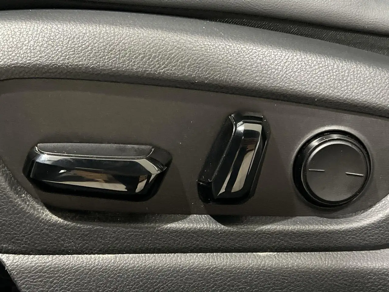 Lexus UX снимка Lexus UX