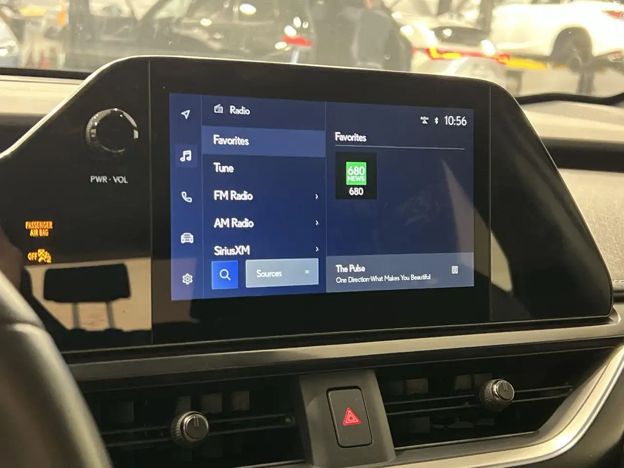 Lexus UX снимка Lexus UX