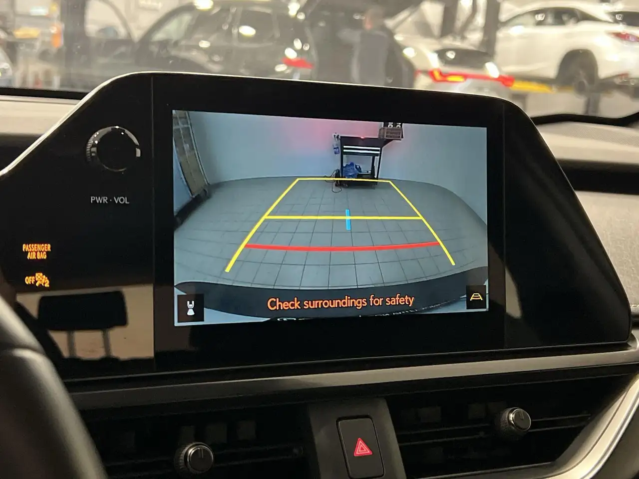 Lexus UX снимка Lexus UX