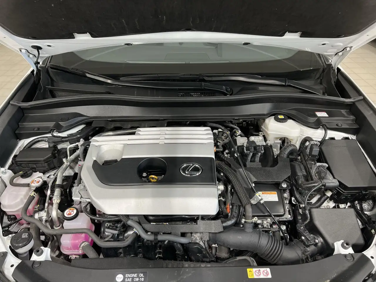Lexus UX снимка Lexus UX