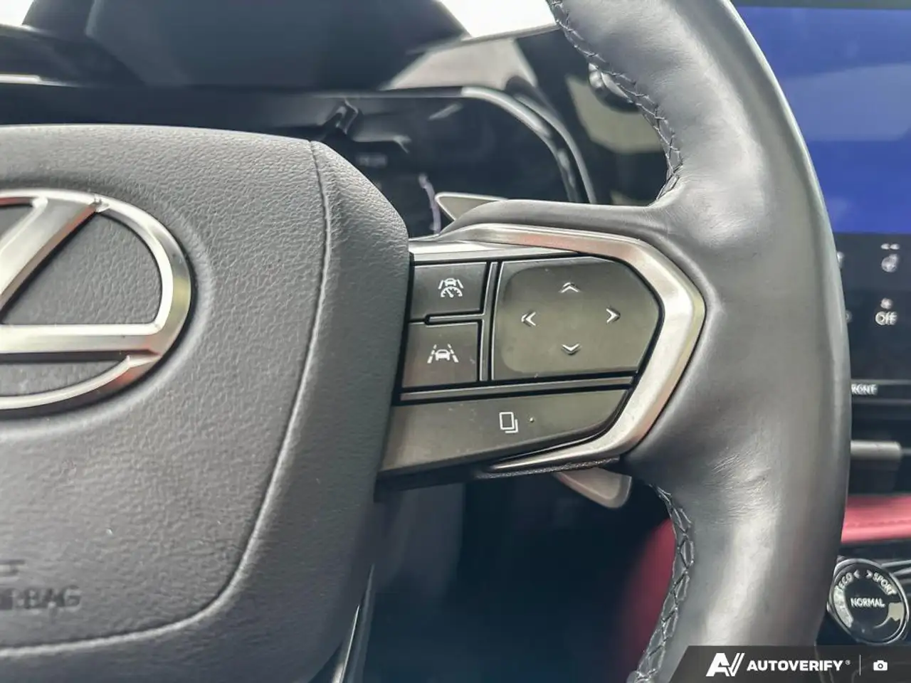 Lexus NX fotografie Lexus NX