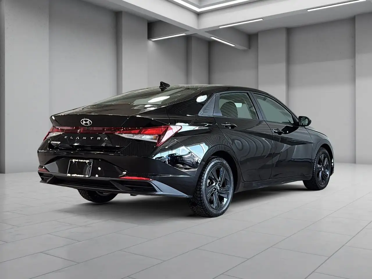 Hyundai ELANTRA photo Hyundai ELANTRA