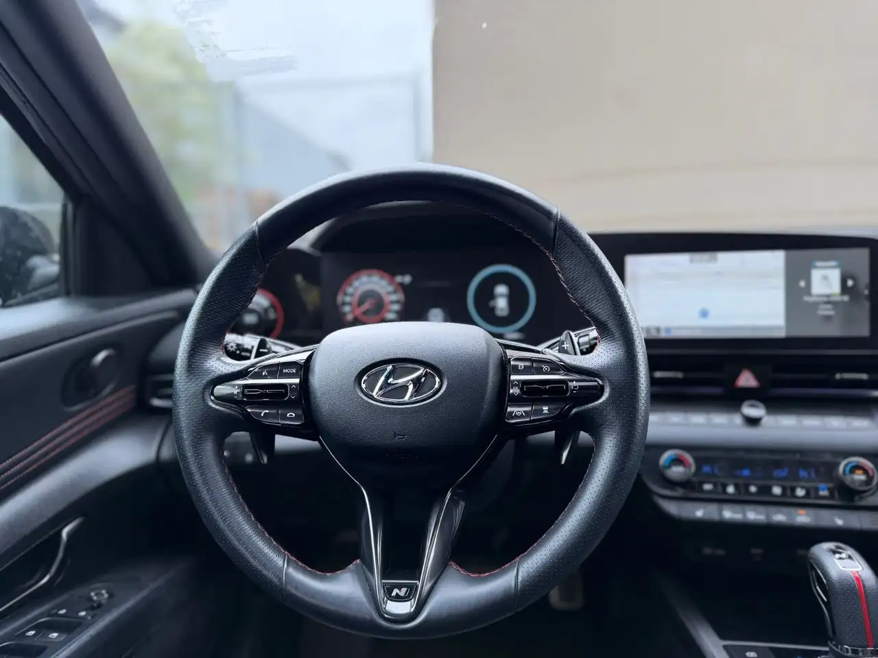 Hyundai ELANTRA снимка Hyundai ELANTRA