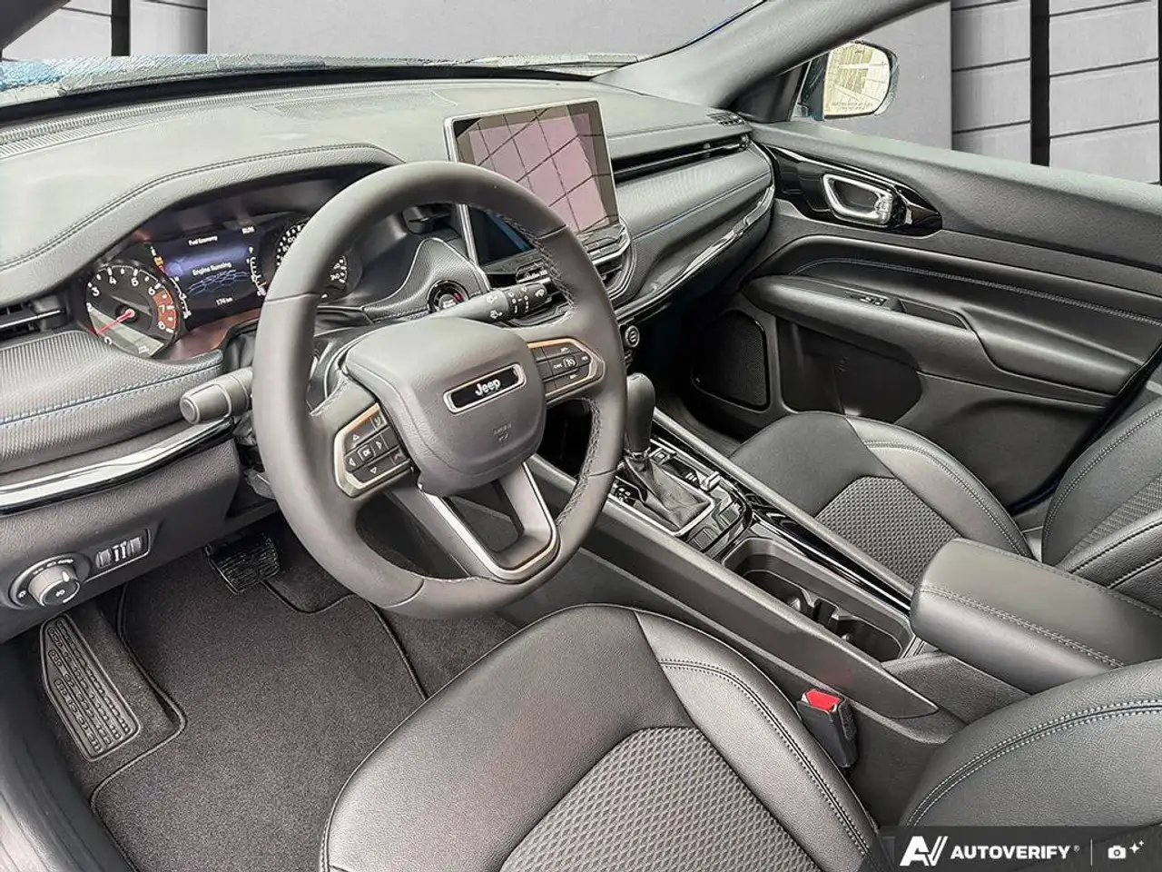 Jeep Compass photo Jeep Compass