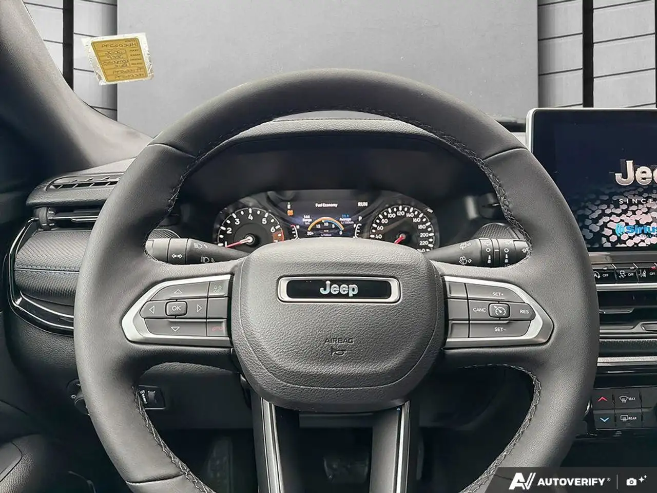 Jeep Compass photo Jeep Compass