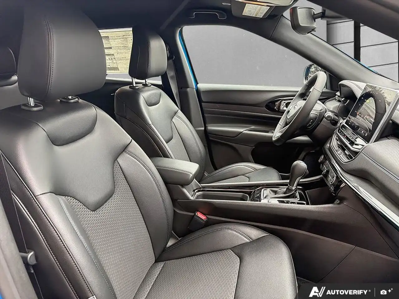 Jeep Compass photo Jeep Compass