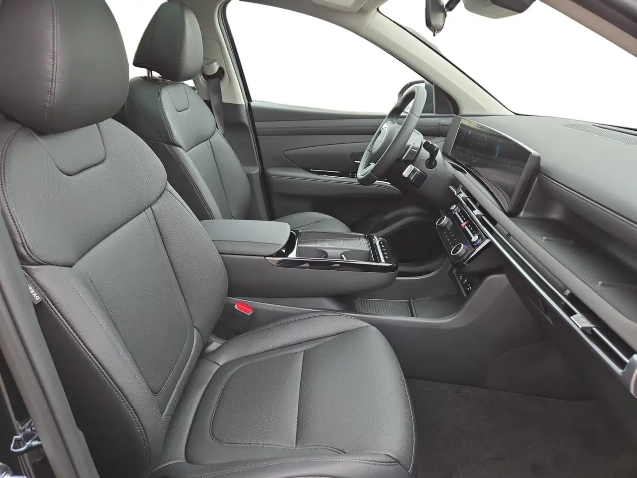 Hyundai TUCSON photo Hyundai TUCSON