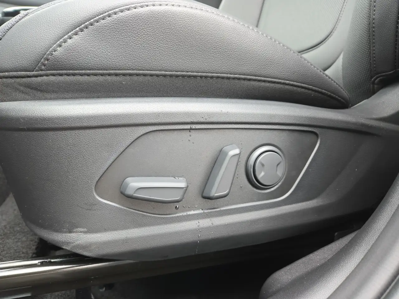 Hyundai TUCSON photo Hyundai TUCSON
