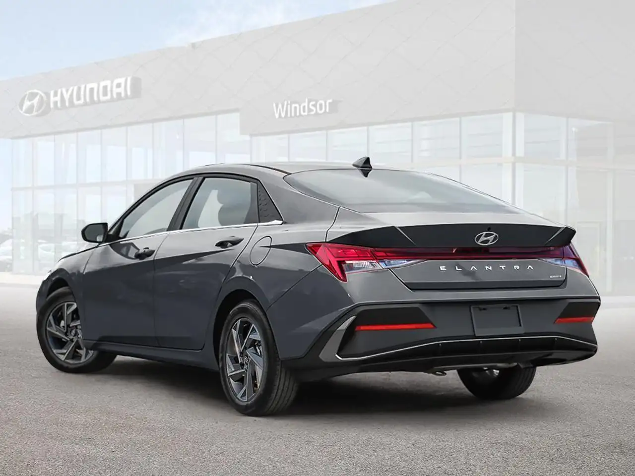 Hyundai ELANTRA photo Hyundai ELANTRA