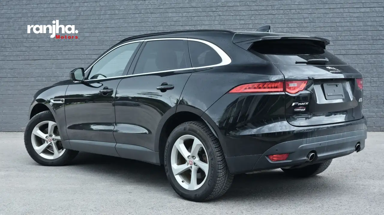 Jaguar F-Pace снимка Jaguar F-Pace